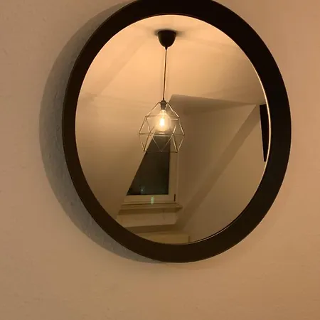Ferienwohnung/monteurwohnung In Bester Lage Apartment