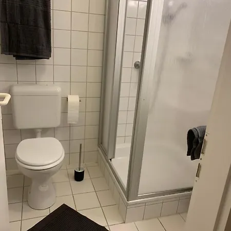 Ferienwohnung/monteurwohnung In Bester Lage Apartment
